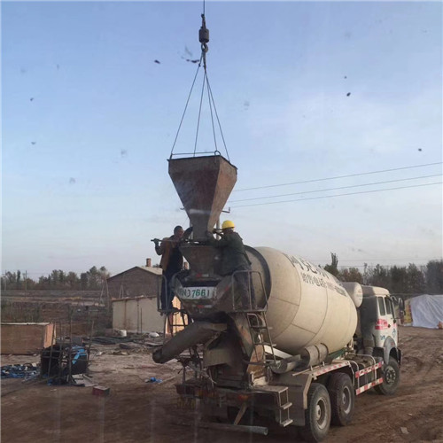 黄岩区“精准瞄准”—— 吊车的 “定位导航” 技术