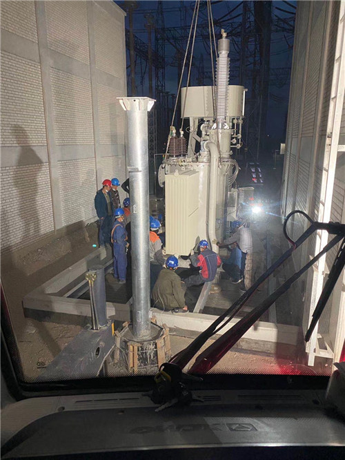 黄岩区建筑工程类吊车租用介绍